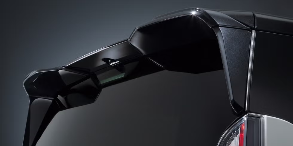 Nissan-Serena-NISMO-11